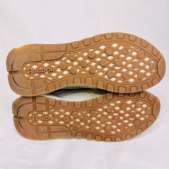 Reebok classic women’s shoes, size 7 - Picture 5 of 6